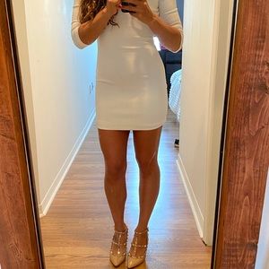 Marciano bodycon shimmering white long sleeve dress size xs